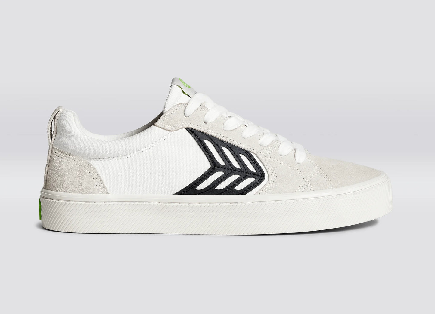 Cariuma Catiba Pro White Shoes