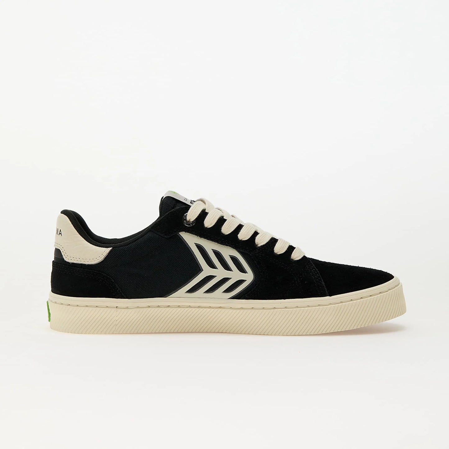 CARIUMA CATIBA PRO 2.0 Black Suede Ivory Logo