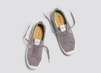 Cariuma Oca Low Grey Canvas