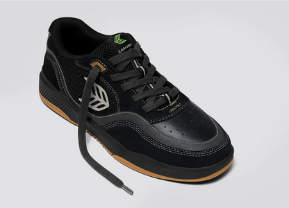 CARIUMA UBA PRO Black Suede and Mesh Silver